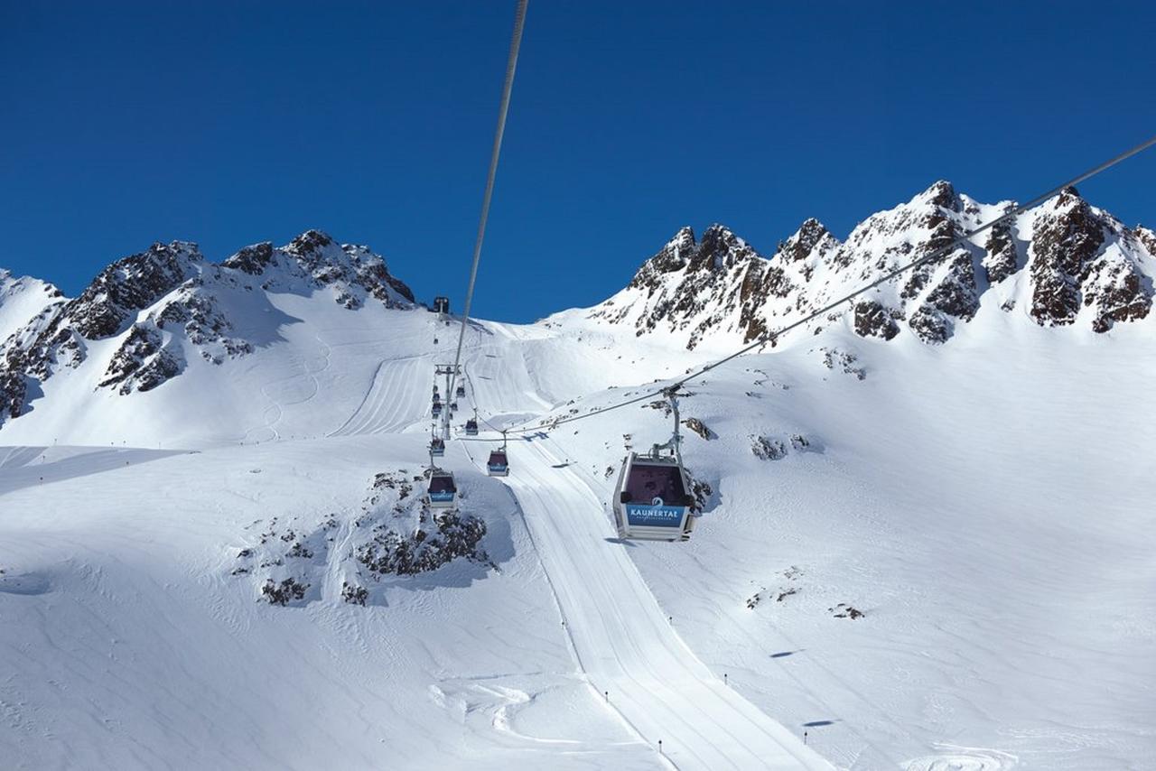 Haus Plankensteiner Hotell Kaunertal Exteriör bild